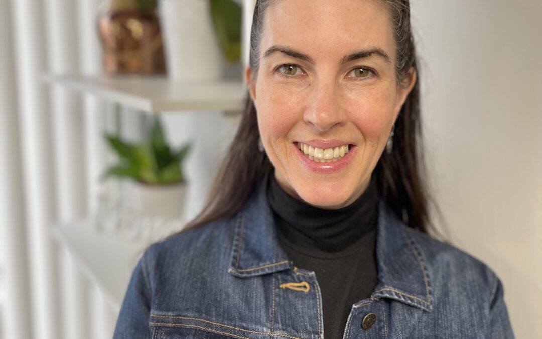 Meet Lindsey – Registered Massage Therapist